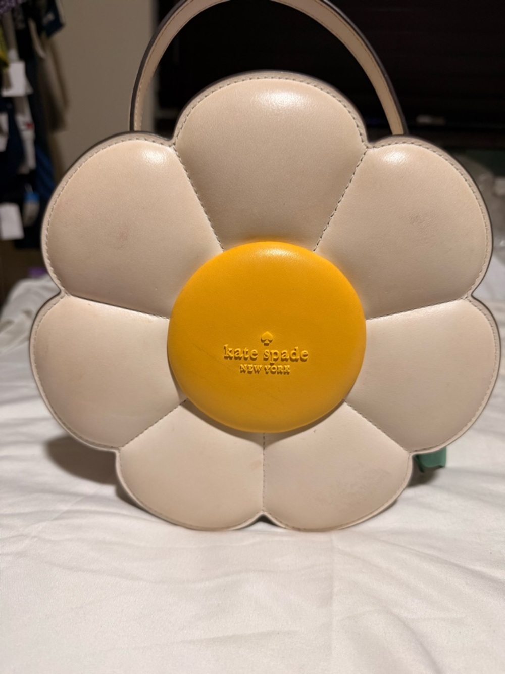Kate Spade Flower Purse White Yellow Like New